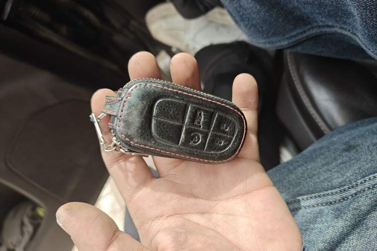 Used Jeep Cherokee 2014 2.4L Luxury Edition