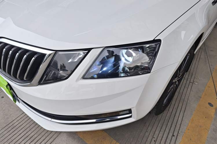 Used Skoda Octavia 2019 TSI230 DSG Luxury Edition