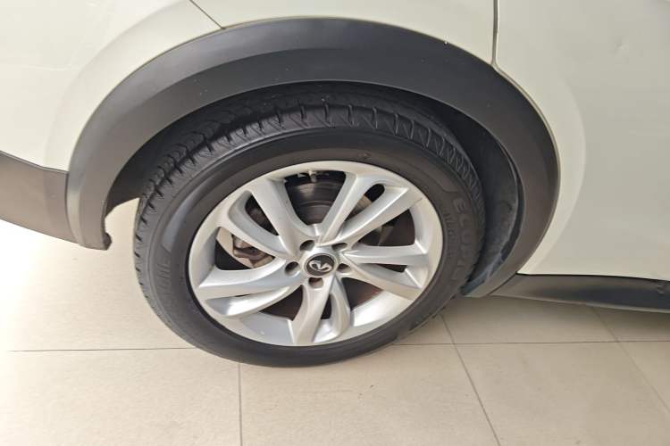 Used Infiniti QX30 2017 1.6T Two-Wheel Drive Fashion Edition Right Rear Wheel Hub