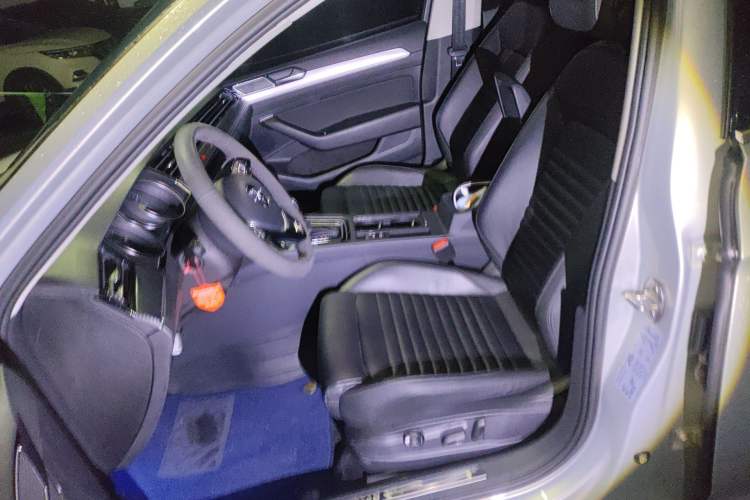 Used Volkswagen Magotan 2019 330TSI DSG Leading Edition China V Standard