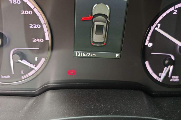 Used Qoros 5 2017 1.6T Automatic Prestige Model Odometer Close Up