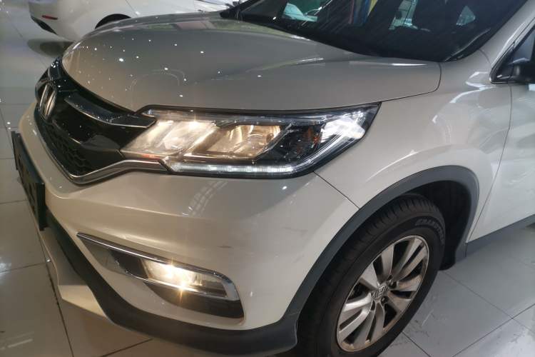 Used Honda CR-V 2015 2.0L two-wheel drive urban version