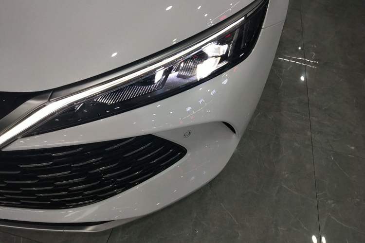 Used BYD Qin L 2025 DM-i Smart Drive 80KM Leading Model Left Front Headlight