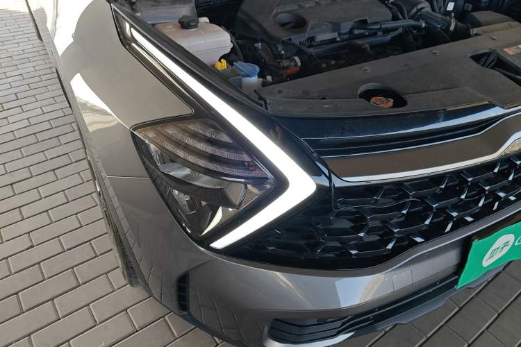 Used Kia Sportage (Chinese Domestic Model) 2023 2.0T Two-Wheel-Drive Prestige Edition
