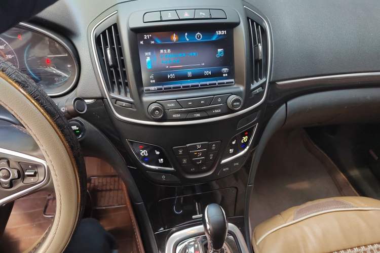 Used Buick Regal 2014 2.4L SIDI Luxury Fashion Edition
