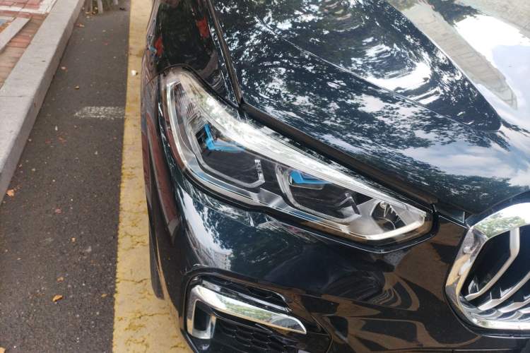 Used BMW X5 2022 xDrive 30Li Luxury M Sport Package