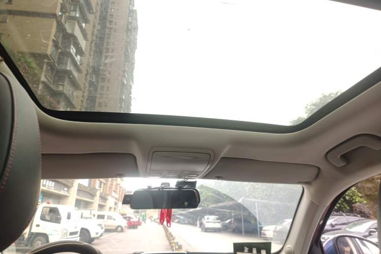 Used BORGWARD BX5 2017 20TGDI Automatic Two-Wheel Drive Pioneer Edition Headliner