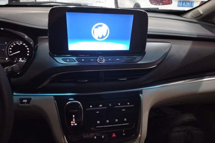 Used Buick GL8 2023 Land Executive Class Comfort Model
