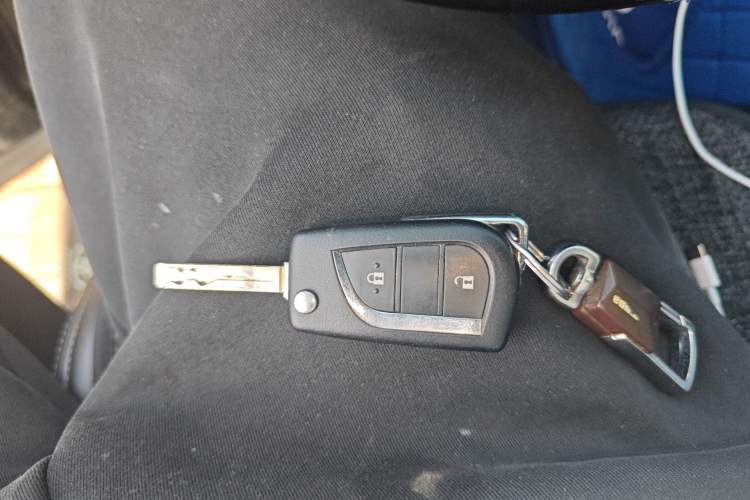 Used Toyota Wildlander 2022 2.0L CVT Two-Wheel Drive Leading Edition Vehicle Key