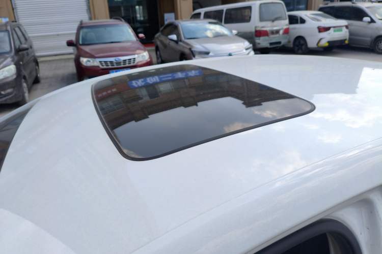 Used Buick GT 2021 1.3T Automatic Mild Hybrid Elite Version Roof