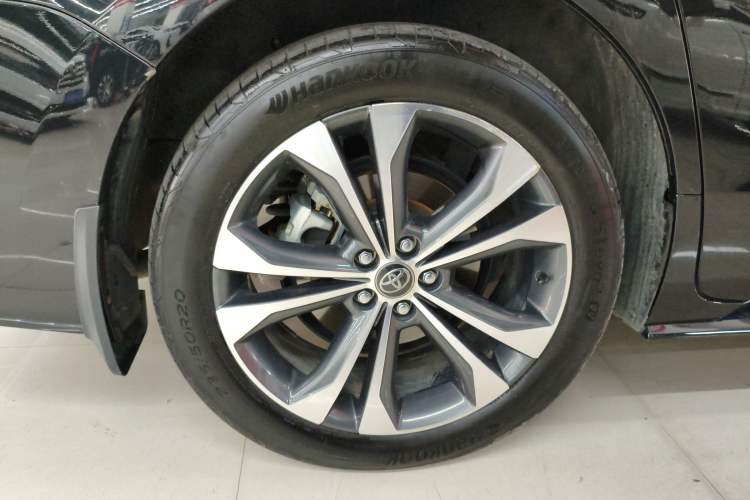 Used Toyota Granvia 2022 2.5L Hybrid Prestige Edition