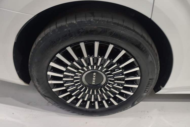 Used Zeekr 009 2022 WE Edition