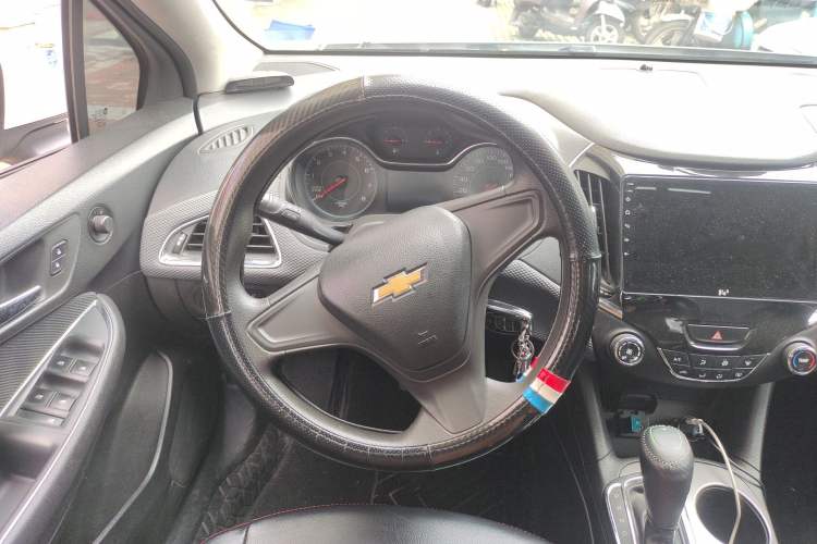 Used Chevrolet Cruze 2017 1.4T Dual-Clutch Pioneer Sunroof Edition