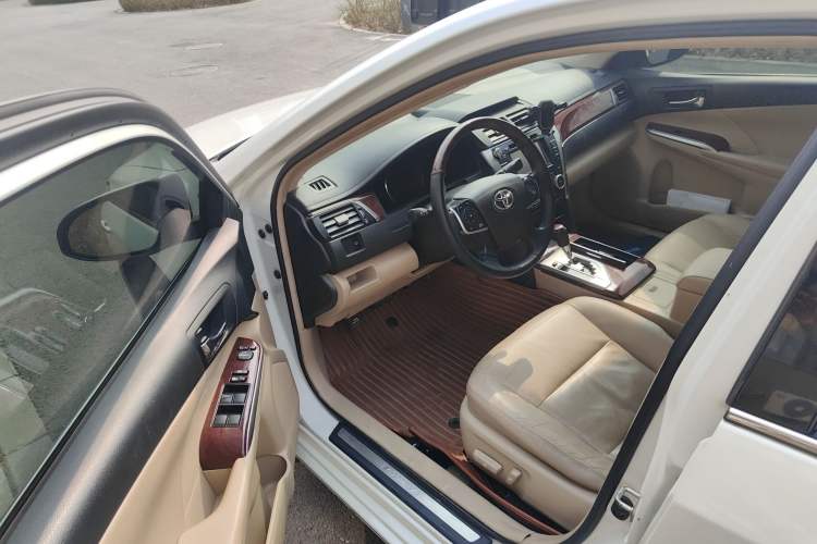 Used Toyota Camry 2012 2.5G Luxury Edition