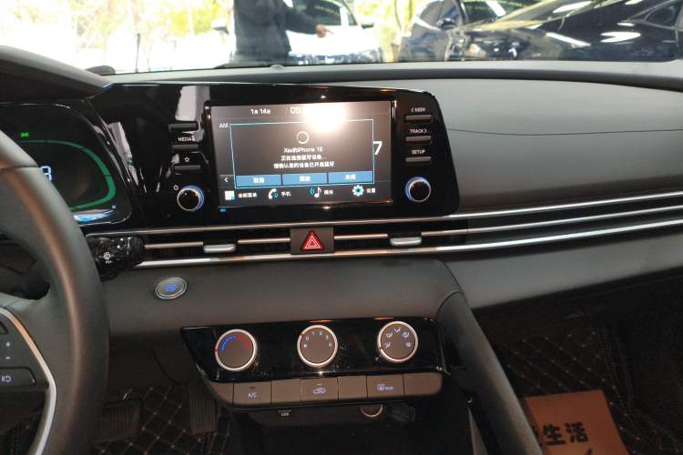 Used Hyundai Elantra 2023 1.5L CVT GLX Elite Edition Audio And AC Panel