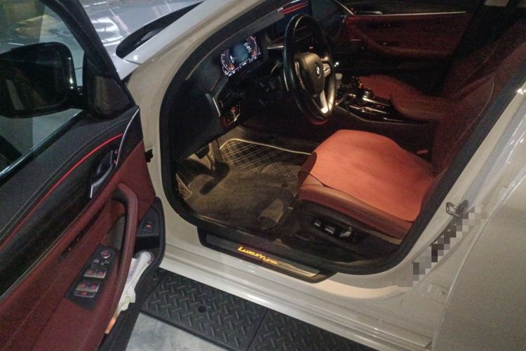 Used BMW 5 Series 2021 530Li Luxury Edition Premium Package
