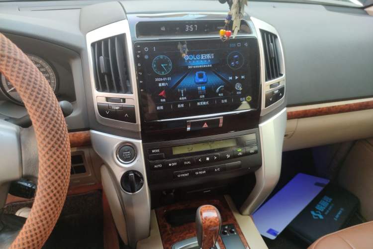 Used Toyota Land Cruiser 