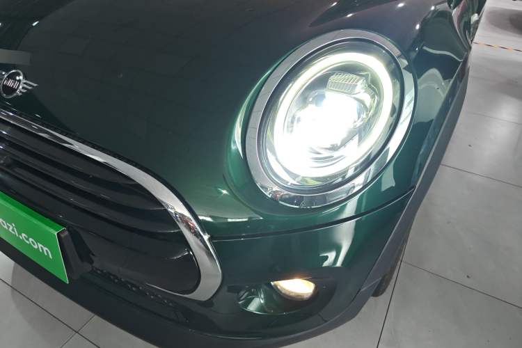 Used MINI 2018 1.5T COOPER Classic Edition Five-Door Version Left Front Headlight