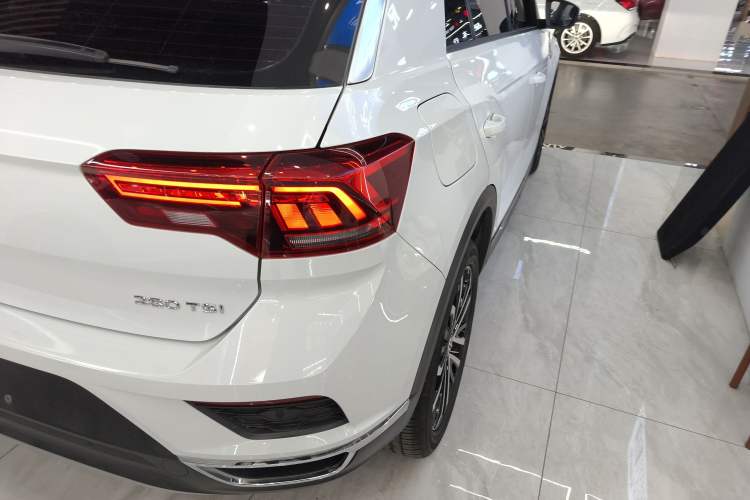 Used Volkswagen T-ROC 2020 280TSI DSG Two-Wheel Drive Comfort Version