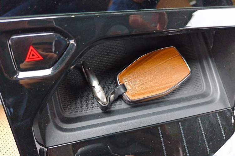 Used Geely Auto FX11 2023 2.0TD DCT Prestige Edition