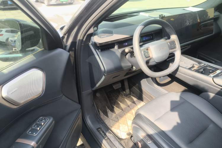 Used Lynk & Co 900 2025 2.0T Ultra