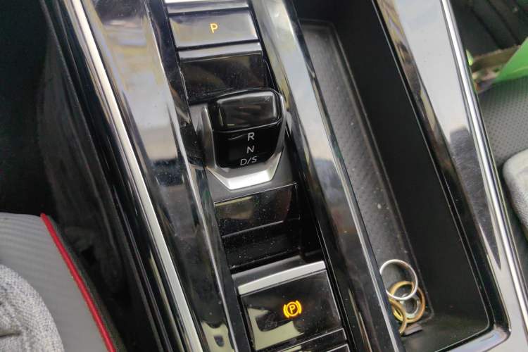 Used Volkswagen Lamando 2022 Lavida L 280TSI DSG Cool & Spicy Edition