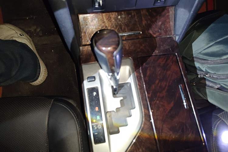 Used Toyota Camry 2015 2.0G Premier Edition
