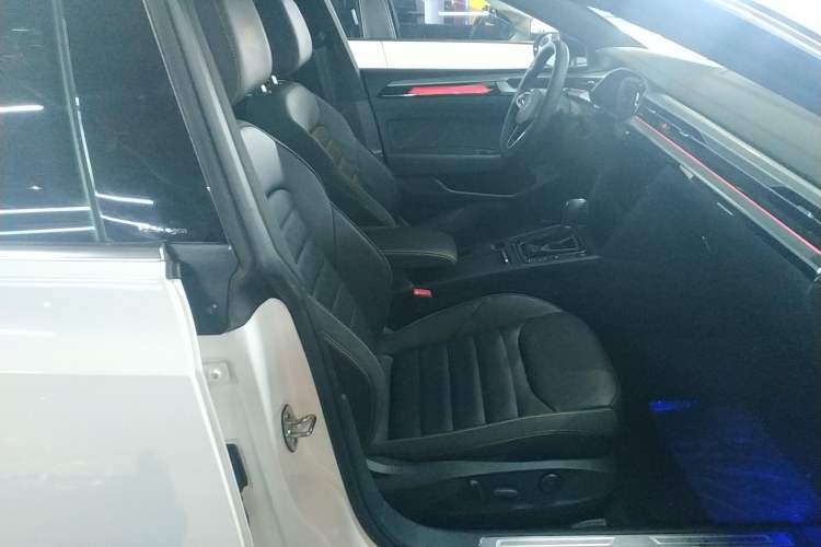 Used Volkswagen FAW-Volkswagen CC 2024 380TSI Striking Edition