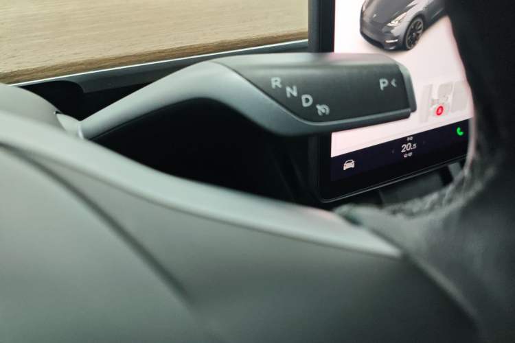 Used Tesla Model Y 2021 Long-Range All-Wheel-Drive Version
