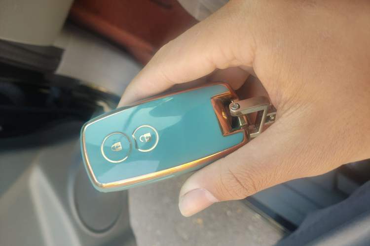 Used Suzuki SX4 2011 Revised Version 1.6L Automatic Sport Edition
