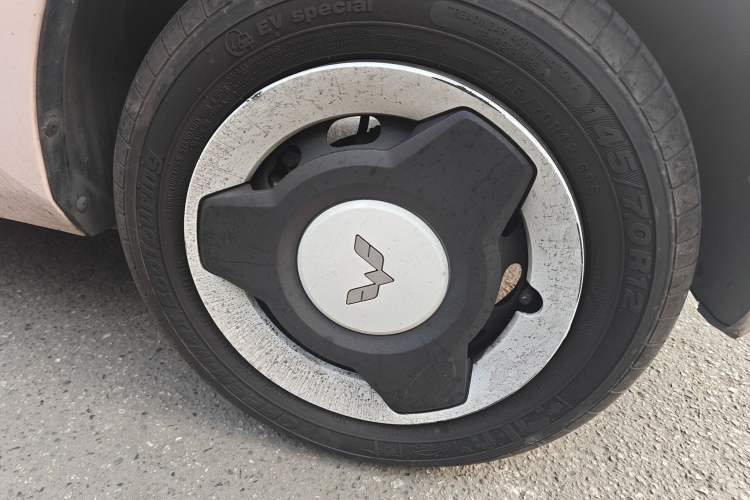 Used Wuling Hongguang MINIEV 2022 Macaron Premium Model – Lithium Iron Phosphate
