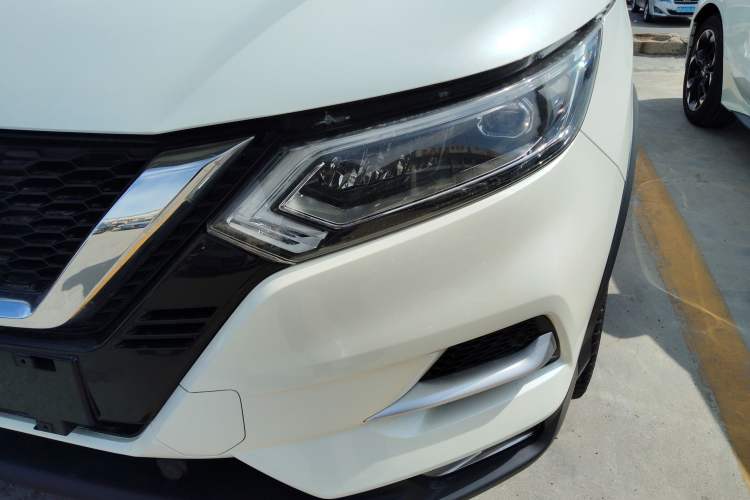 Used Nissan Qashqai 2021 2.0L CVT Luxury Edition Left Front Headlight