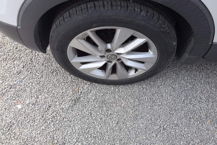 Used Volkswagen T-Cross 2019 1.5L Automatic Comfort Edition Right Rear Wheel Hub