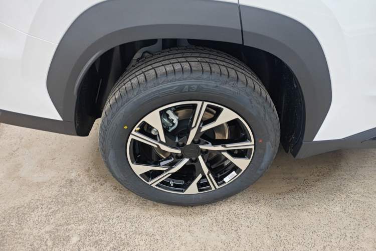 Used Geely Auto FX11 2025 4th Generation 1.5TD DCT – The Start
