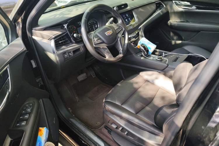 Used Cadillac XT5 2023 2.0T Two-Wheel-Drive Fashion Edition