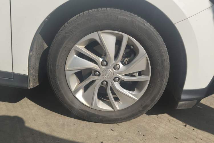 Used Buick Velite 6 2022 Plug-in Hybrid Connected Fashion Model Right Front Wheel Hub