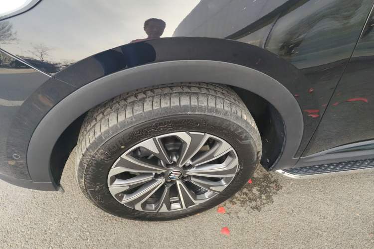 Used Buick Envision 2025 Encore Plus 28T Two-Wheel-Drive Platinum Edition