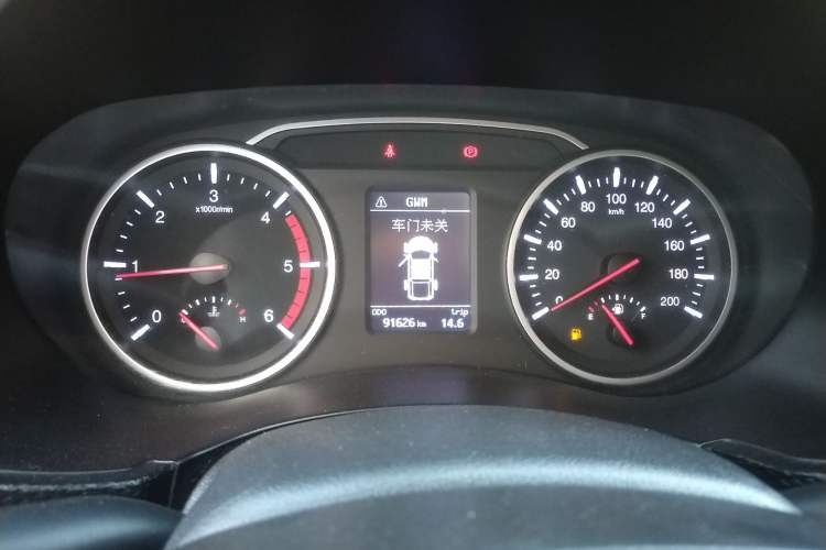 Used Great Wall Wingle 5 2017 2.0T European-spec Diesel Two-Wheel-Drive Entry-Level Big Double-Cab GW4D20D