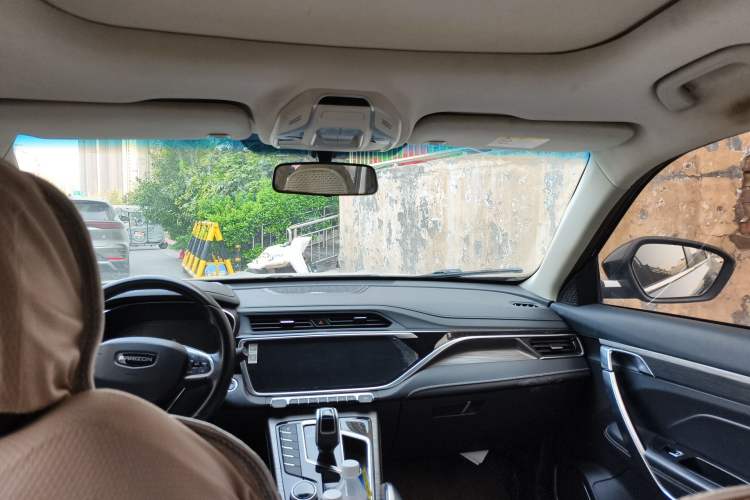 Used Farizon FX 2020 1.8T Smart Connect Edition 4 Seats
