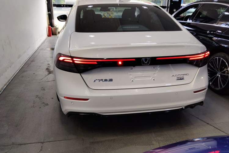 Used Honda Accord 2025 Sport Series 260TURBO Luxury Edition Rear