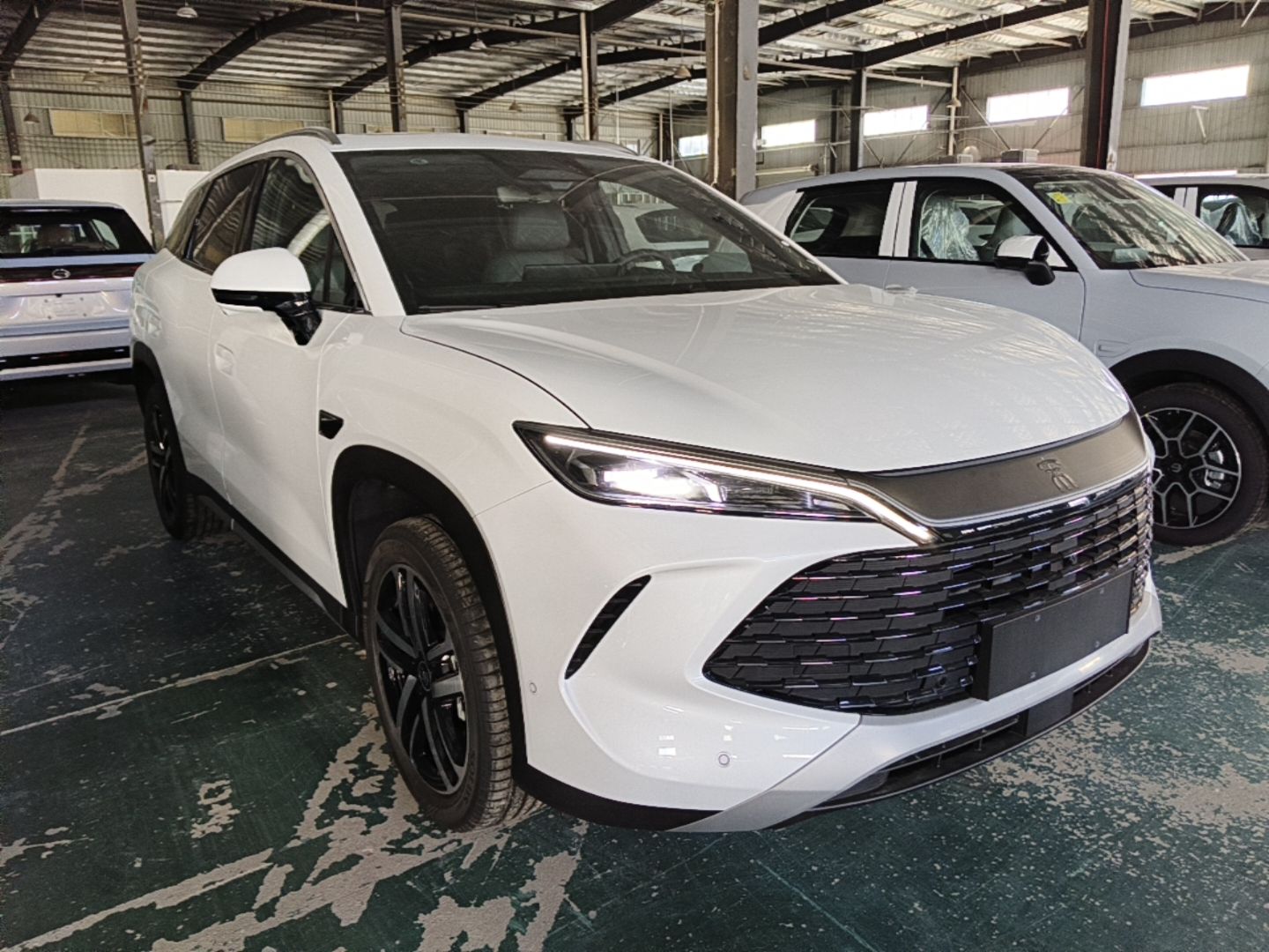 BYD Song L DM-i 2026 Model 130KM Superior Version — снимка 3