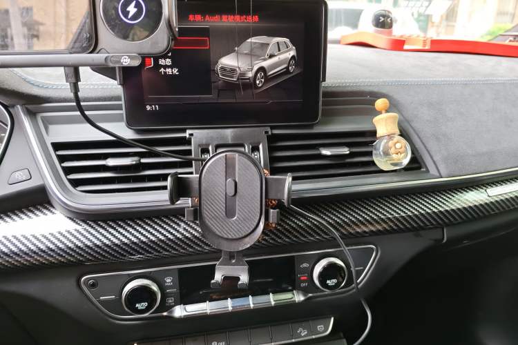 Used Audi Q5L 2020 40 TFSI Prestige Edition Audio And AC Panel