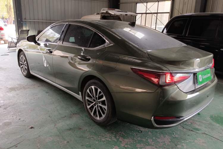Used Lexus ES 2022 200 Excellence Edition