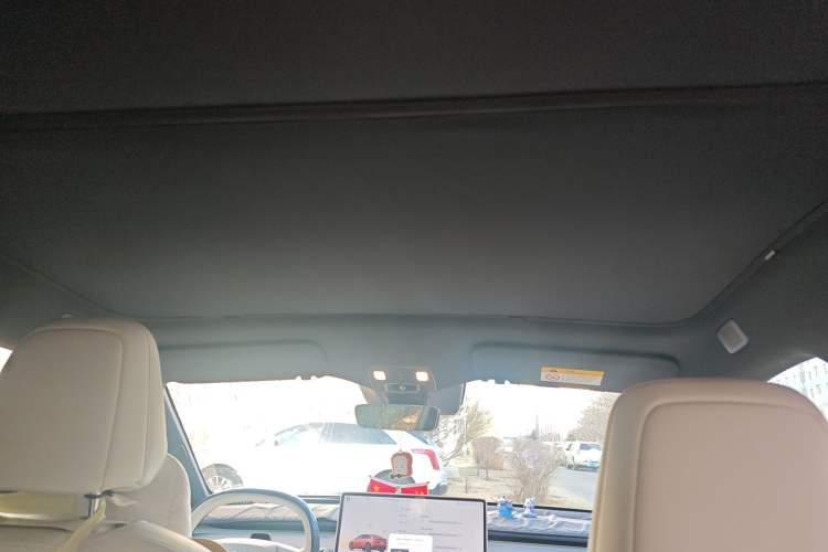 Used ONVO L60 2024 60 kWh Rear-Drive Version
