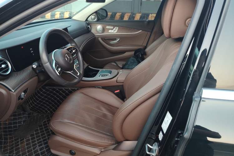 Used Mercedes-Benz E-Class 2019 Restyled E 300 L Luxury Edition