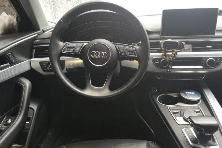 Used Audi A4L 2017 40 TFSI Fashion Model