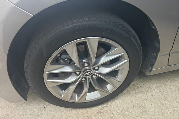 Used Toyota Avalon 2019 2.0L Luxury Edition China VI Standard
