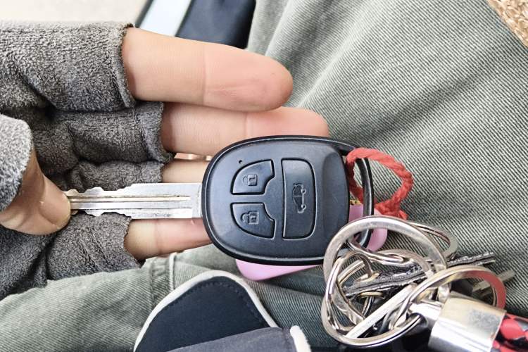 Used Changan CS35 2015 1.6L Manual Luxury Model China V Standard
