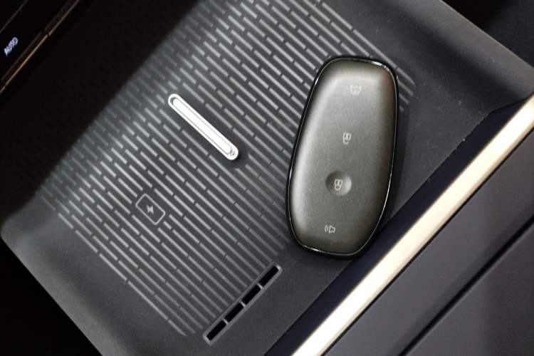 Used Buick L7 2025 Model Aivia