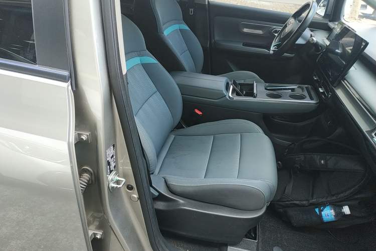 Used AION Y 2022 Plus 70 Enjoy Edition
